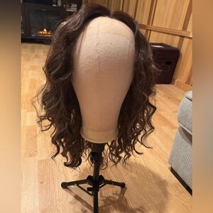 𝘾. 𝙎𝙢𝙞𝙩𝙝 𝘾𝙪𝙧𝙡𝙮 𝙒𝙞𝙜 🖤